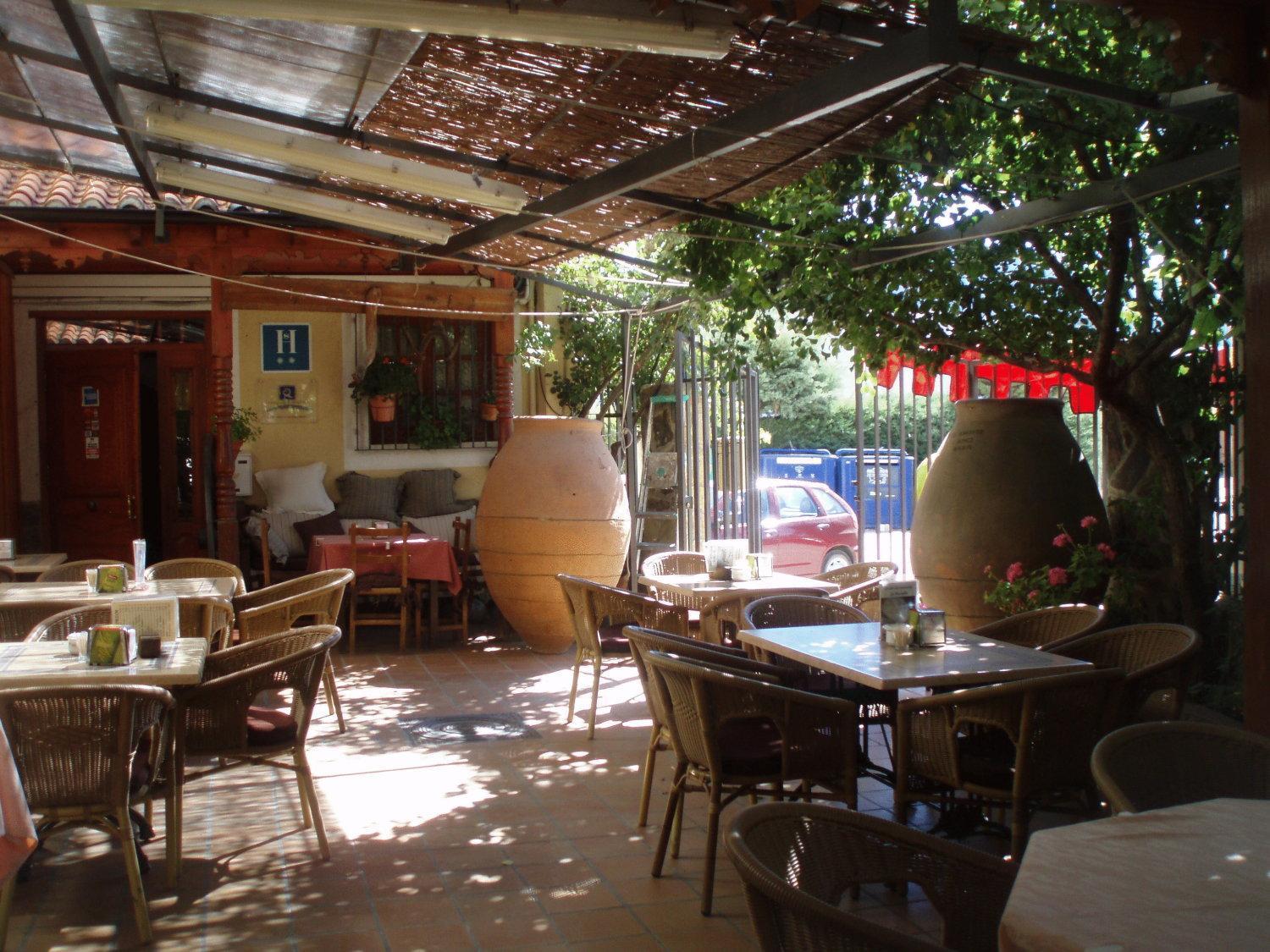 Hostal Restaurante La Muralla Canete  Extérieur photo